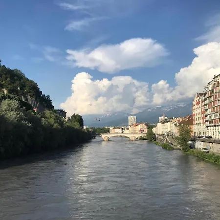 Apartment Le Casimir - T2 Renove Avec Balcon - Gare A 5 Min