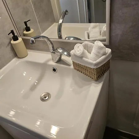 Apartment Le Casimir - T2 Renove Avec Balcon - Gare A 5 Min Grenoble
